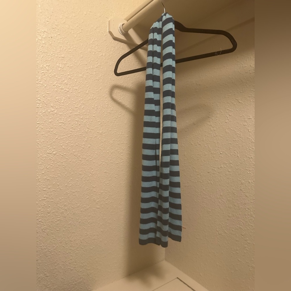 Aéropostale Striped Knit Scarf